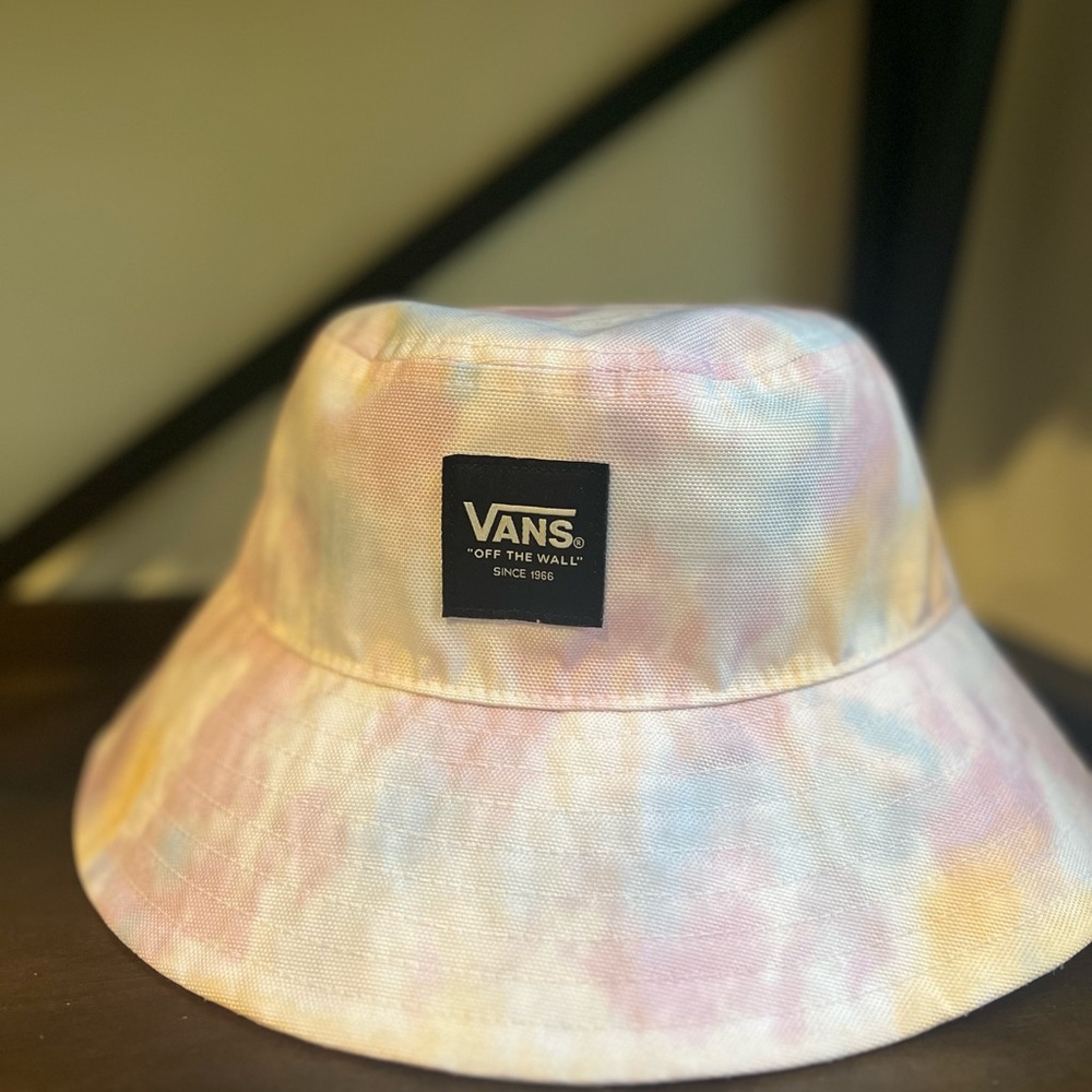 Vans Tie dye Off The Wall Bucket Hat Women's SizeSM